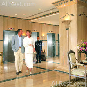 Sonesta St. George Hotel 3